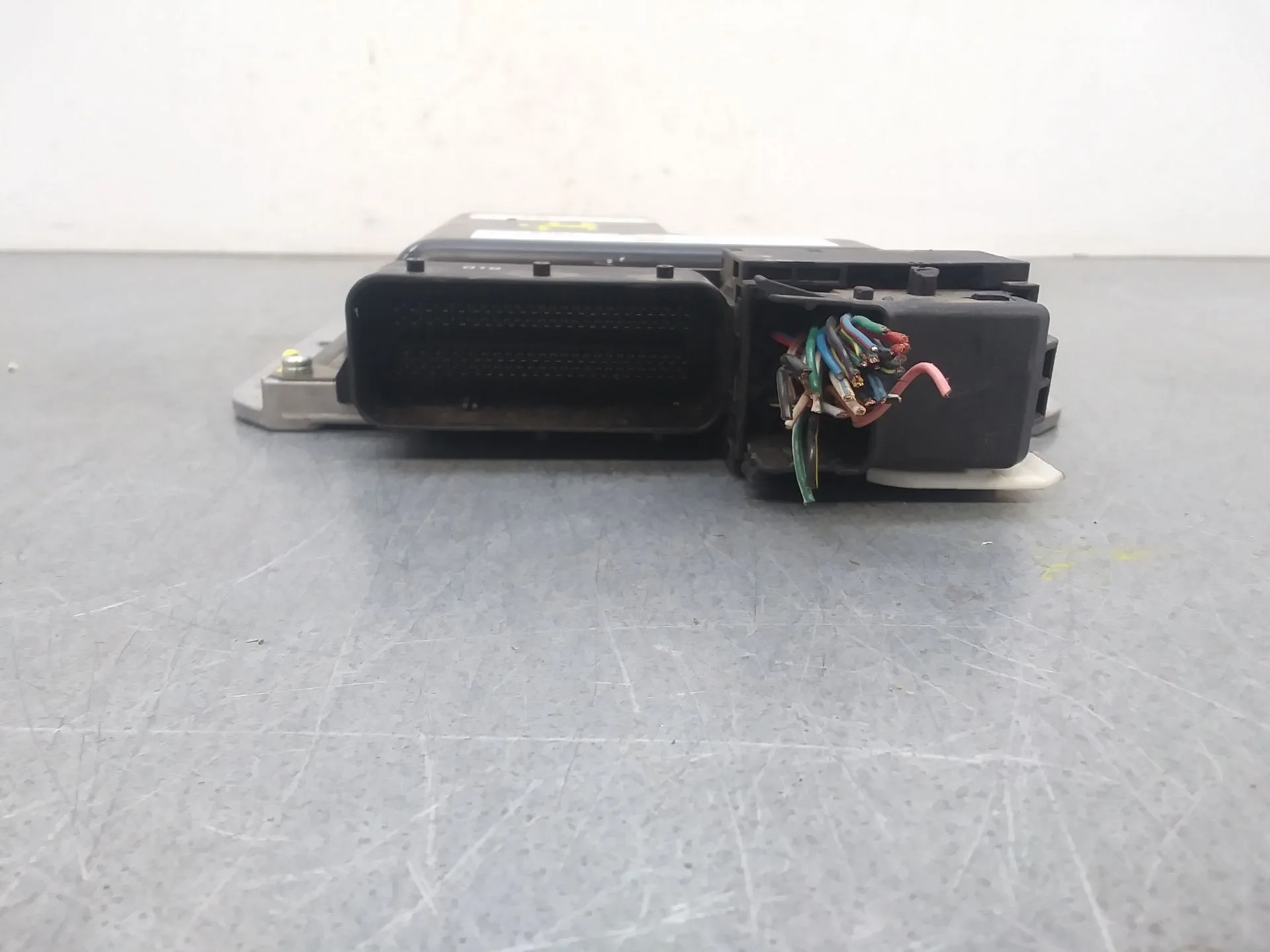 Centralita Motor Uce para Mazda 6 Lim. (Gh)