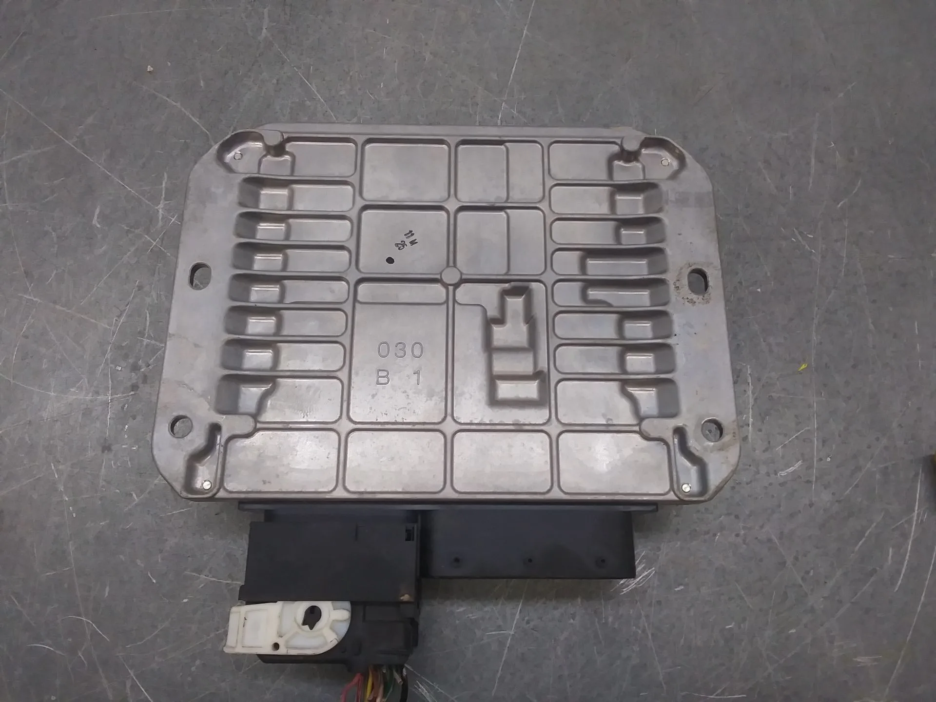 Centralita Motor Uce para Mazda 6 Lim. (Gh)