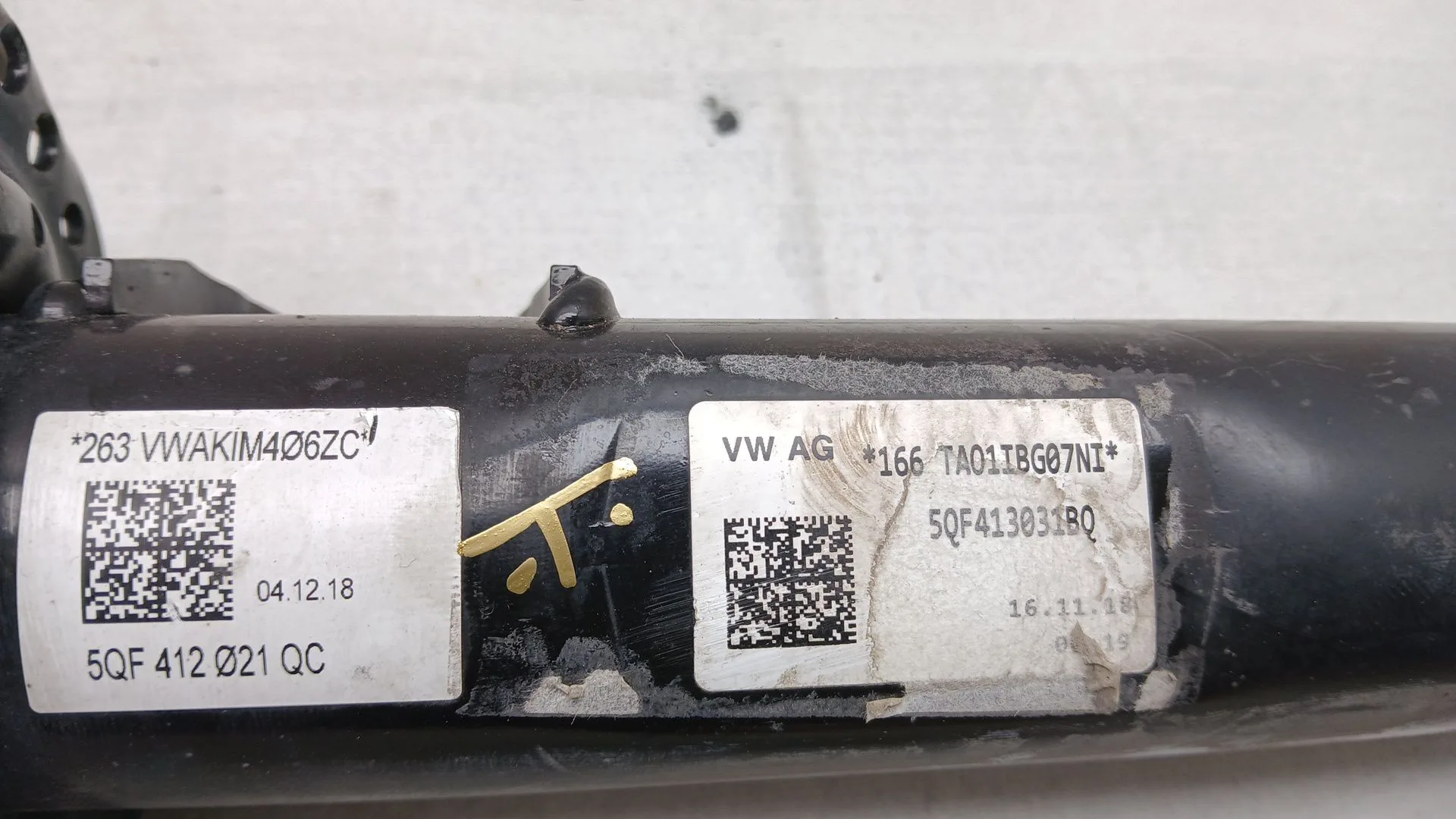 Amortiguador Delantero Izquierdo para Volkswagen Tiguan (Ad1, Ax1)