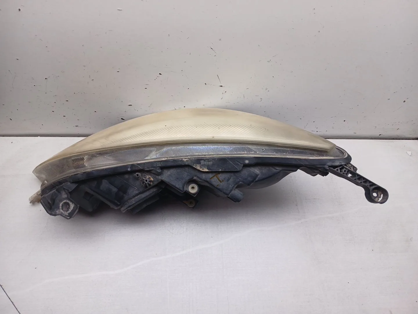 Faro Derecho para Opel Astra J (P10)