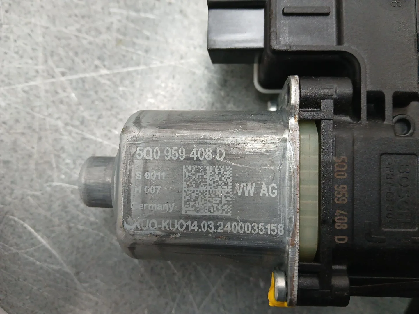 Elevalunas Trasero Derecho para Volkswagen T-Roc (A11, D11)