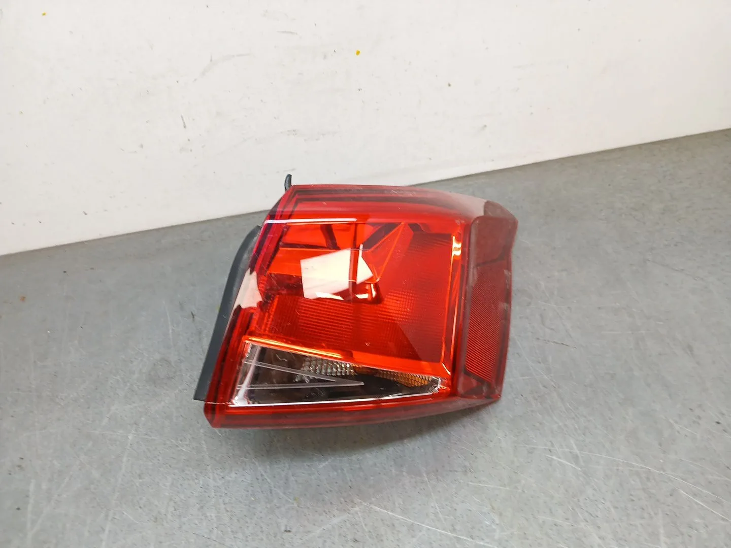 Piloto Trasero Derecho para Seat Arona (Kj7, Kjp)