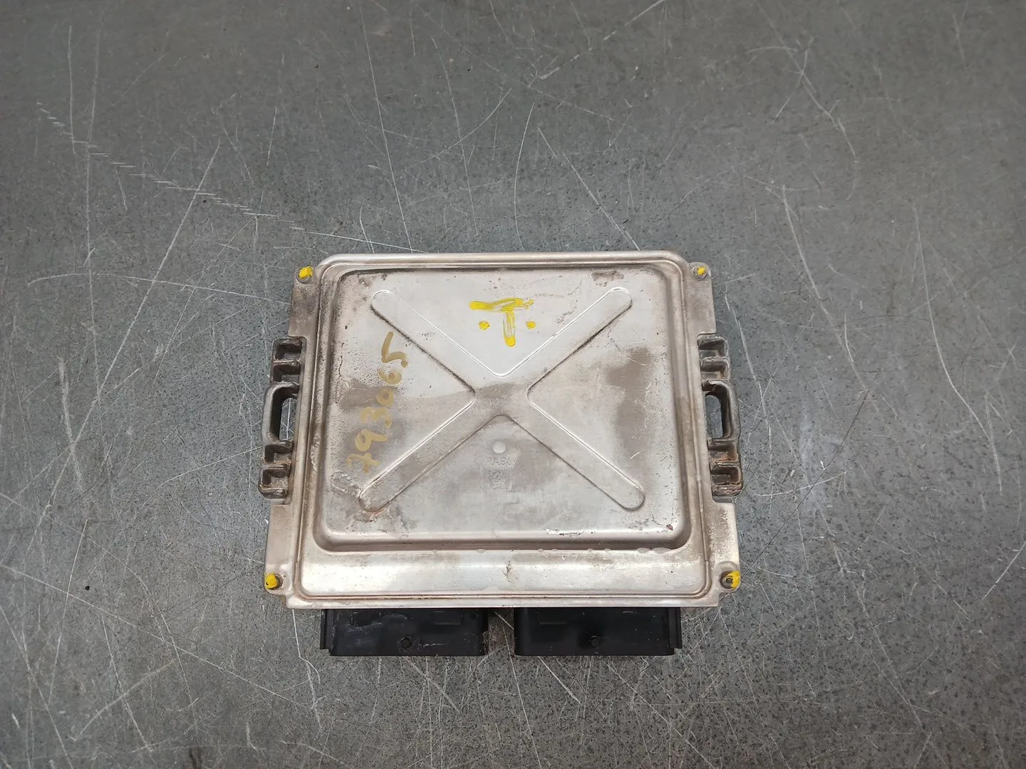 Centralita Motor Uce para Renault Clio V (B7_)