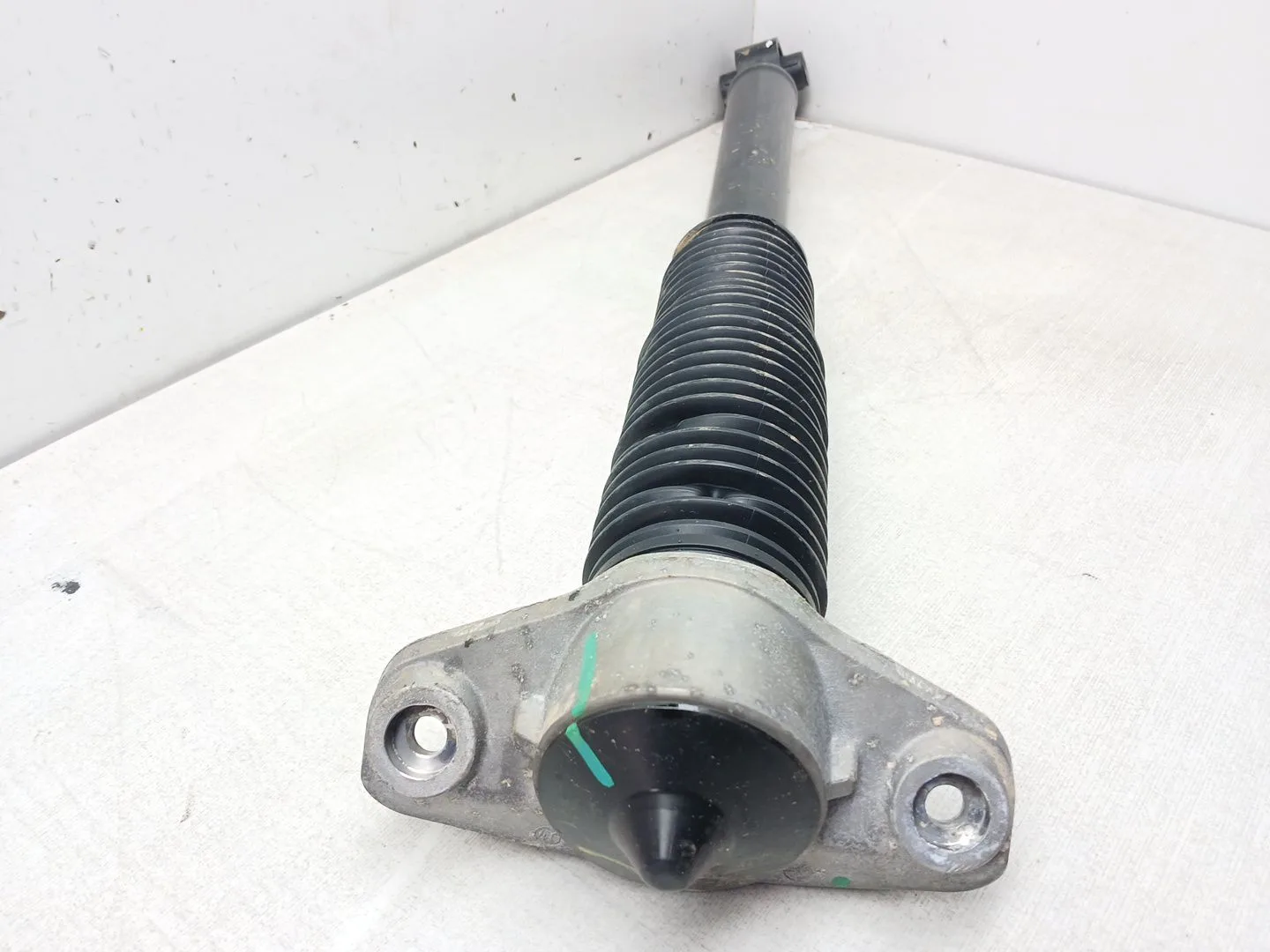 Amortiguador Trasero Derecho para Kia Sportage V (Nq5)