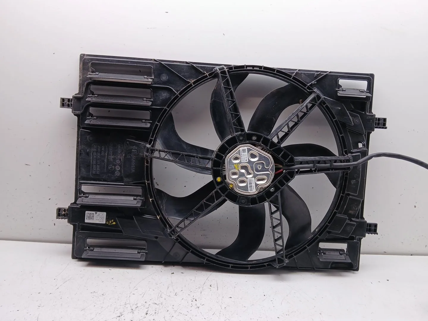 Electroventilador para Volkswagen Polo Vi (Aw1, Bz1, Ae1)