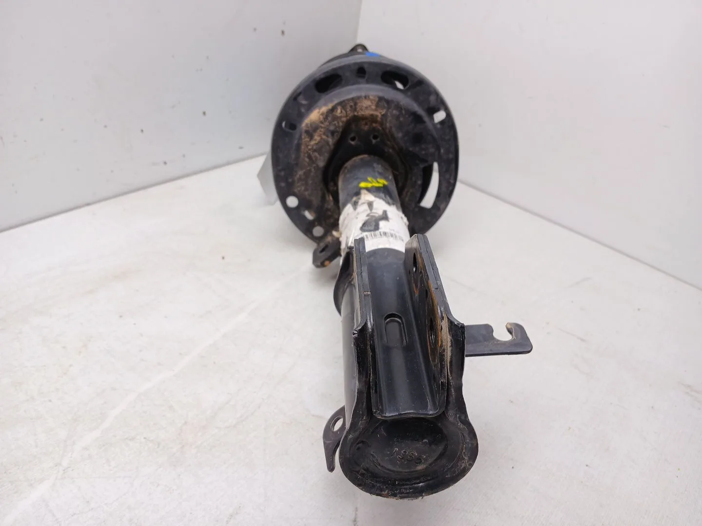 Amortiguador Delantero Izquierdo para Citroën C4 Iii (Ba_, Bb_, Bc_)