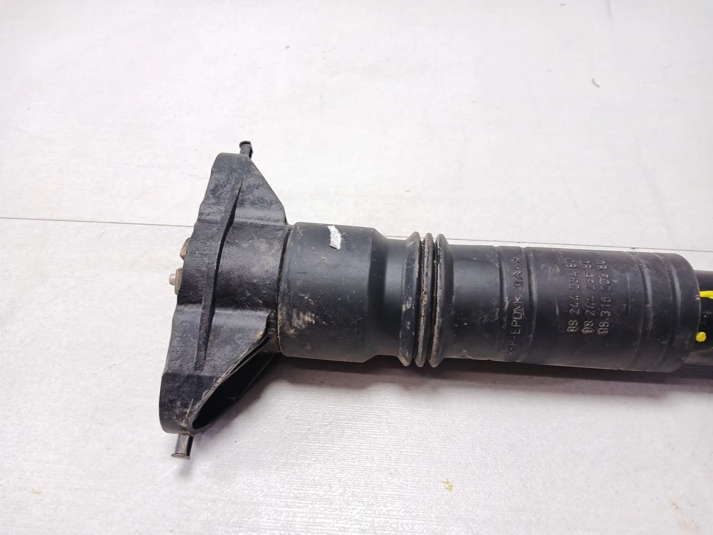 Amortiguador Trasero Izquierdo para Citroën C4 Iii (Ba_, Bb_, Bc_)