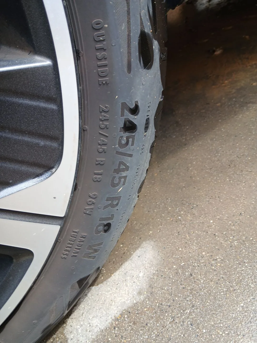 Neumatico para Cupra Formentor (Km7)