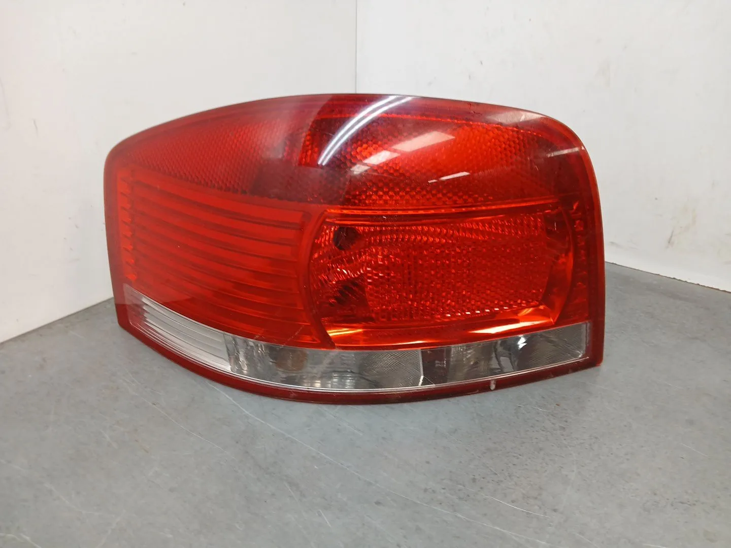 Piloto Trasero Izquierdo para Audi A3 (8P1)