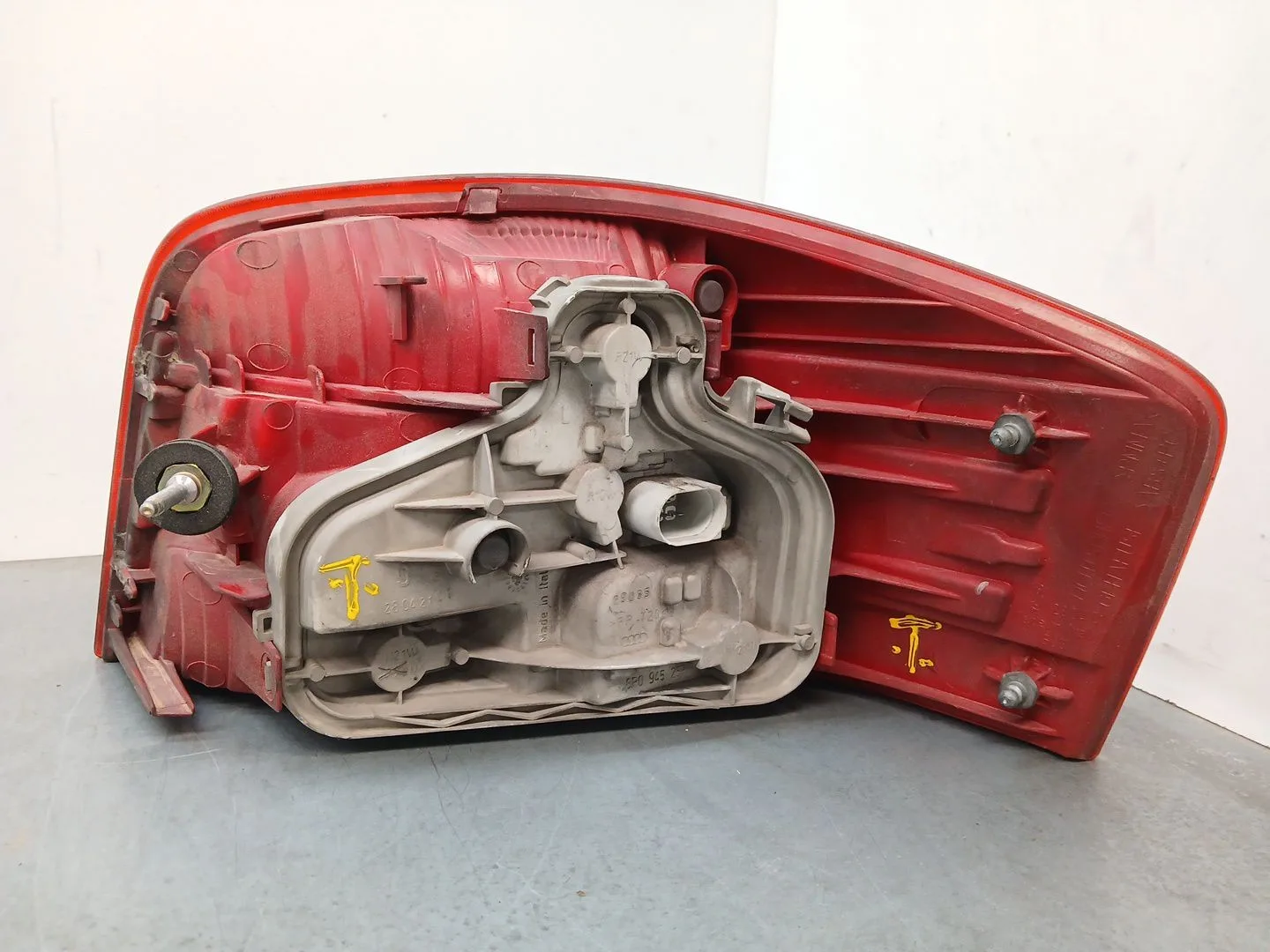 Piloto Trasero Izquierdo para Audi A3 (8P1)