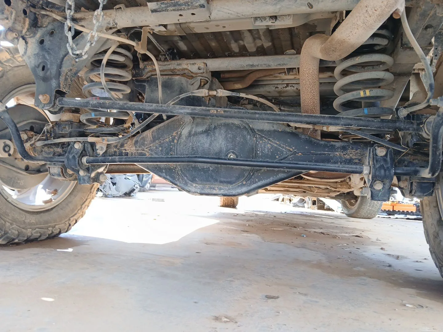 Puente Trasero para Nissan Navara Np300 Pick-Up (D23, D23T)