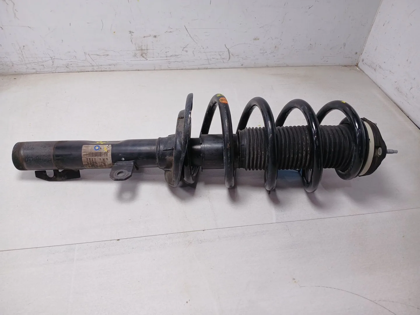 Amortiguador Delantero Izquierdo para Ford Transit V363 Furgoneta (Fcd, Fdd)