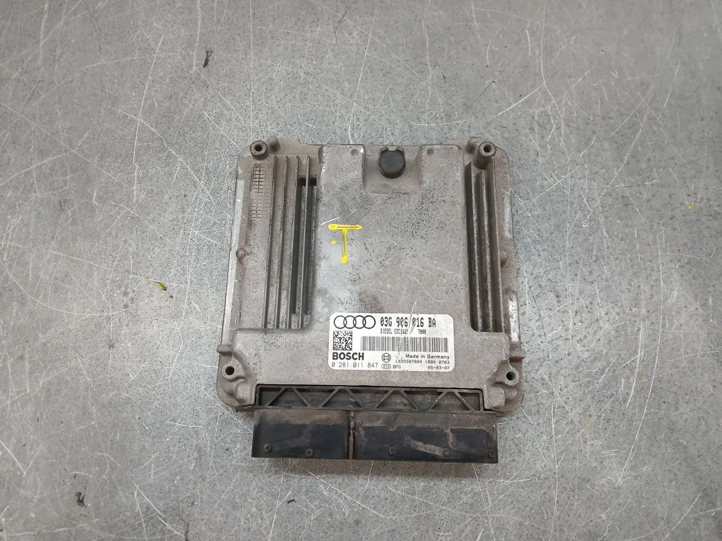 Centralita Motor Uce para Audi A3 (8P1)