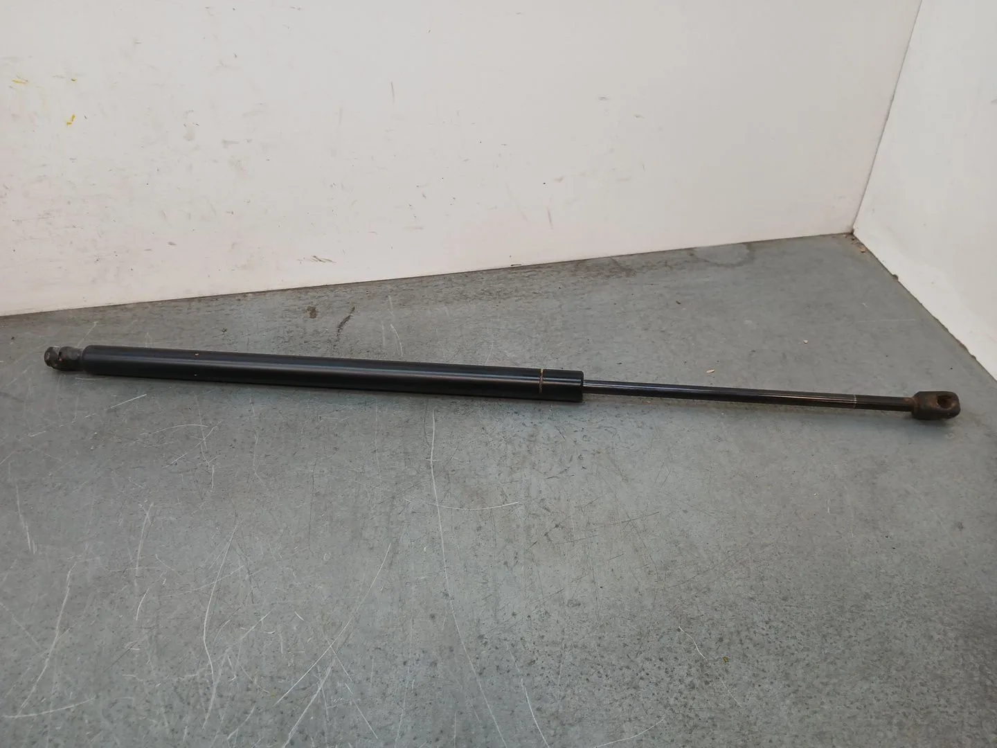 Amortiguadores Maletero / Porton para Land Rover Range Rover Sport I (L320)