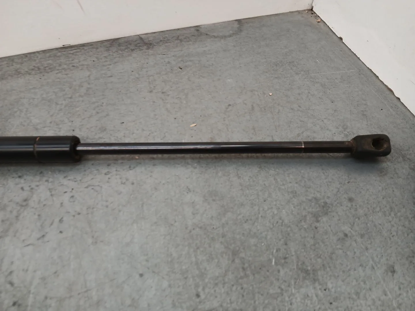 Amortiguadores Maletero / Porton para Land Rover Range Rover Sport I (L320)