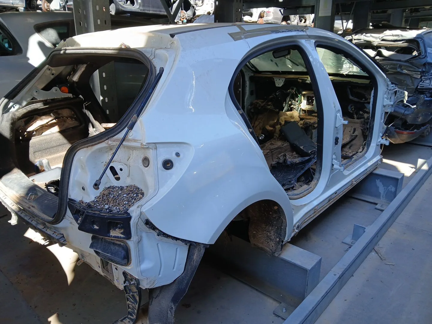 Carroceria para Mercedes-Benz Clase A (W176)