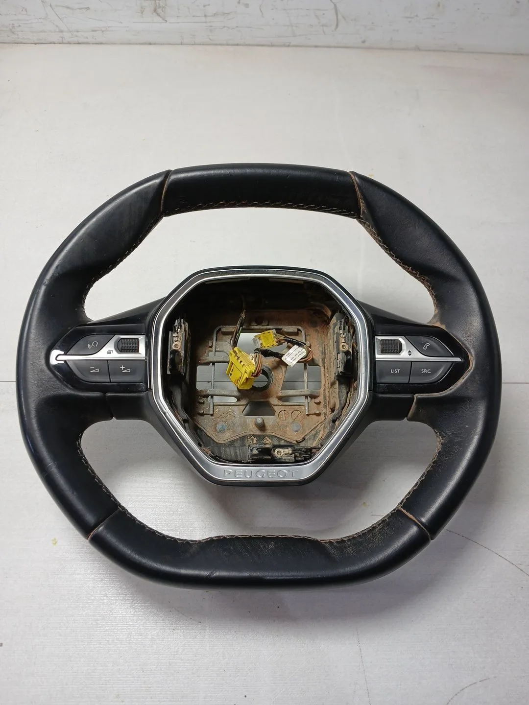 Volante para Peugeot 3008 Ii Suv (Mc_, Mr_, Mj_, M4_)