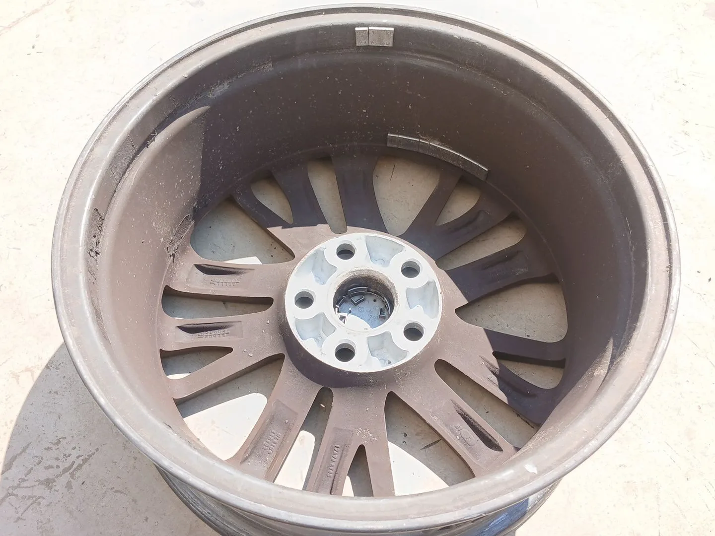 Llanta para Toyota Avensis Touring Sports