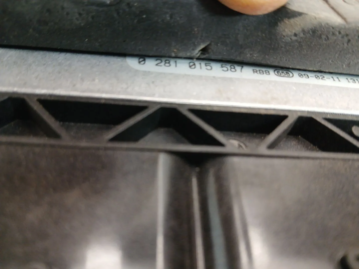 Centralita Motor Uce para Audi A4 Avant (8K5) (2008)