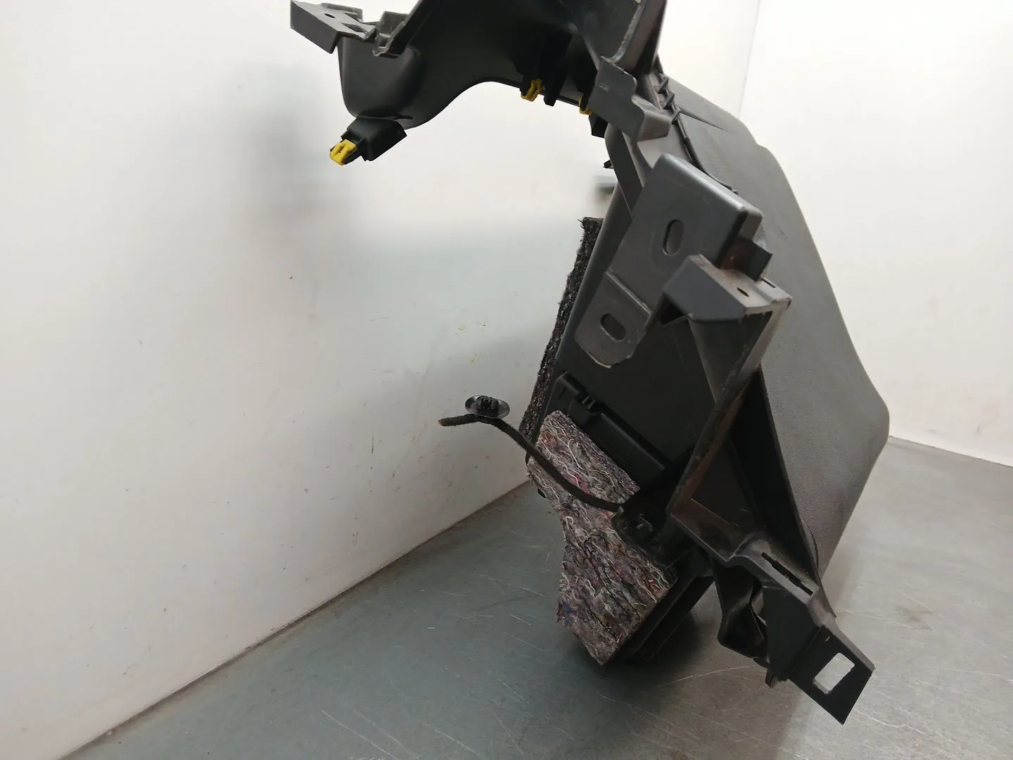 Guantera para Peugeot Rifter