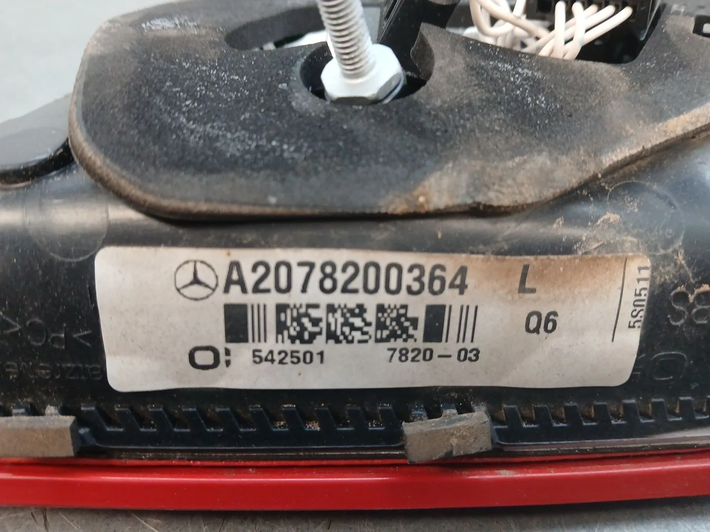 Piloto Trasero Derecho Interior para Mercedes-Benz Clase E Descapotable (A207)