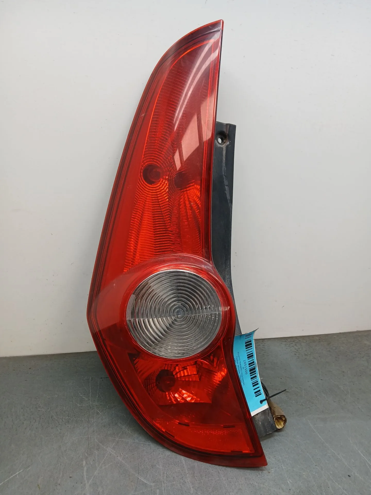 Piloto Trasero Izquierdo para Opel Agila B (H08)