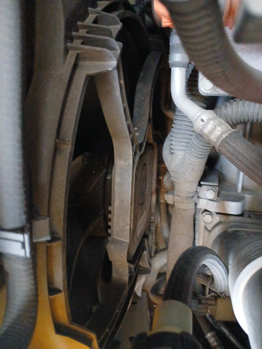 Electroventilador para Renault Zoe (Bfm_)