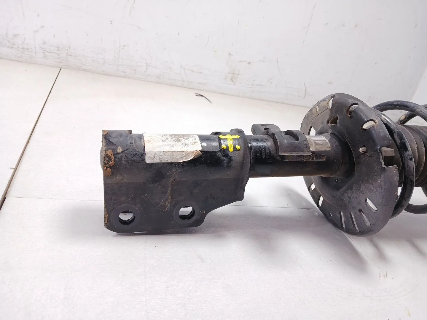 Amortiguador Delantero Izquierdo para Opel Grandland / Grandland X (A18, P1Uo)