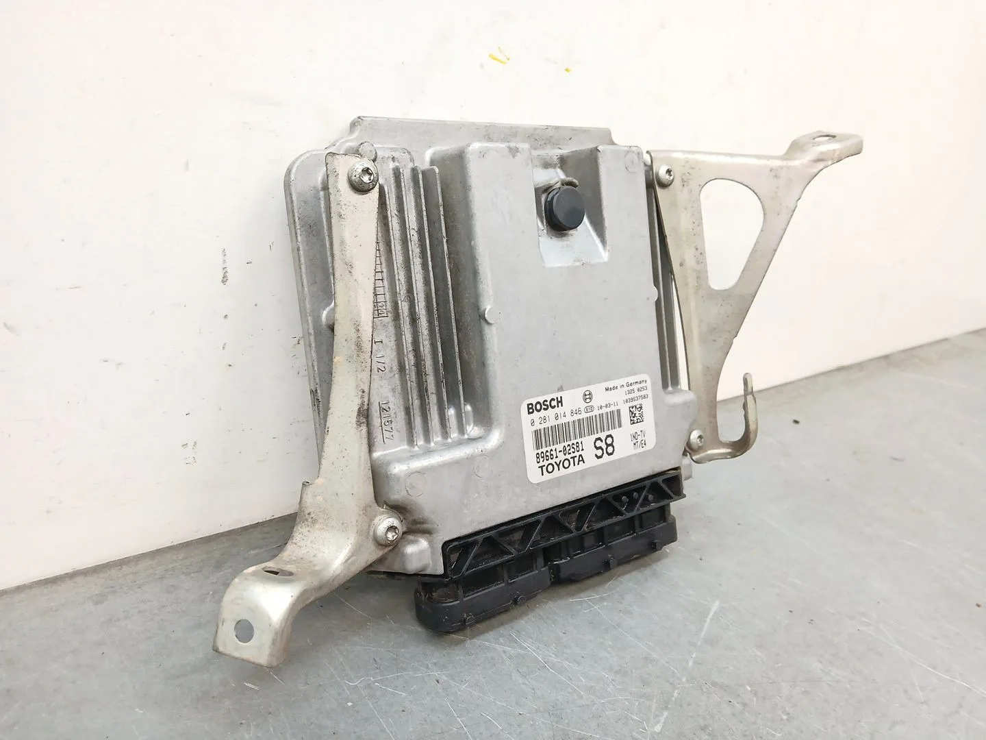 Centralita Motor Uce para Toyota Auris (_E15_)