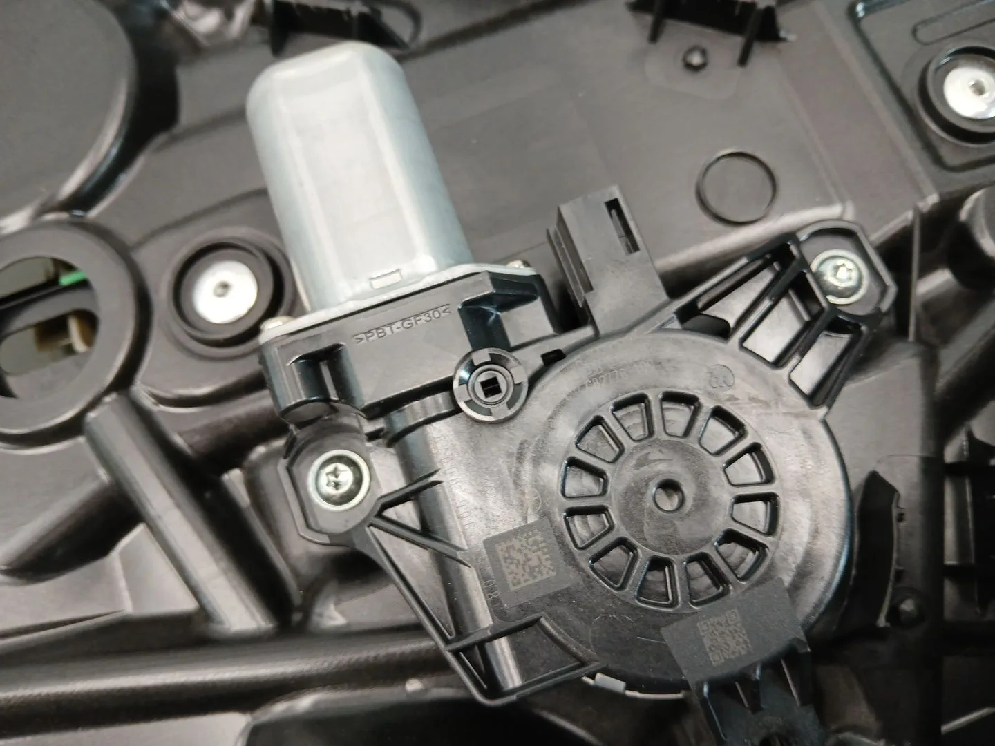 Elevalunas Trasero Derecho para Mercedes-Benz Gla (H247)