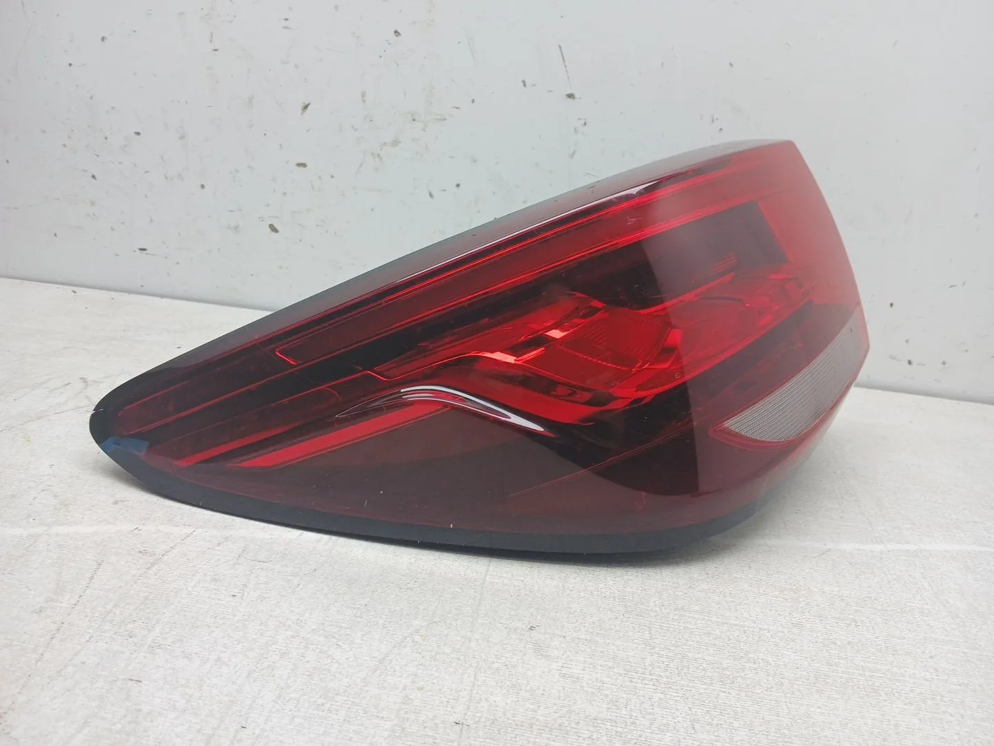 Piloto Trasero Izquierdo para Mg Zs Suv (Azs1)