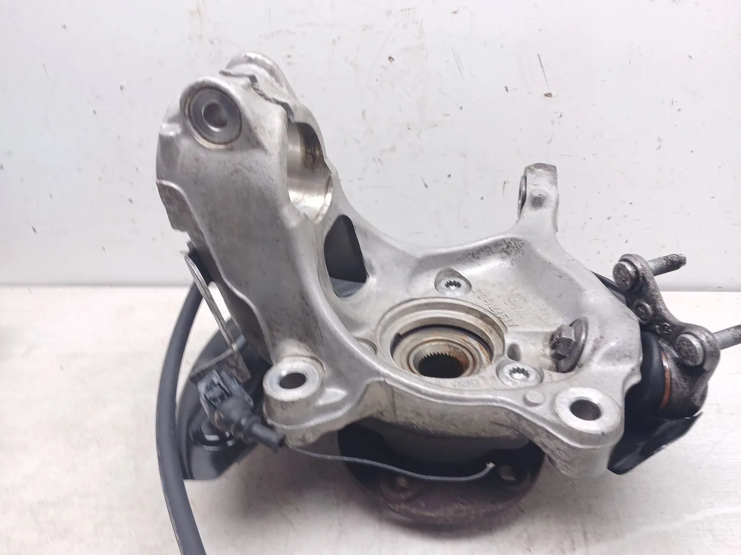 Mangueta Delantera Derecha para Volkswagen Tiguan (Ad1, Ax1)