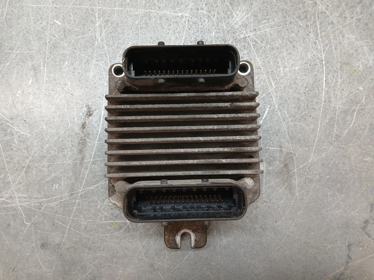 Centralita Motor Uce para Opel Astra G Sedan (T98)