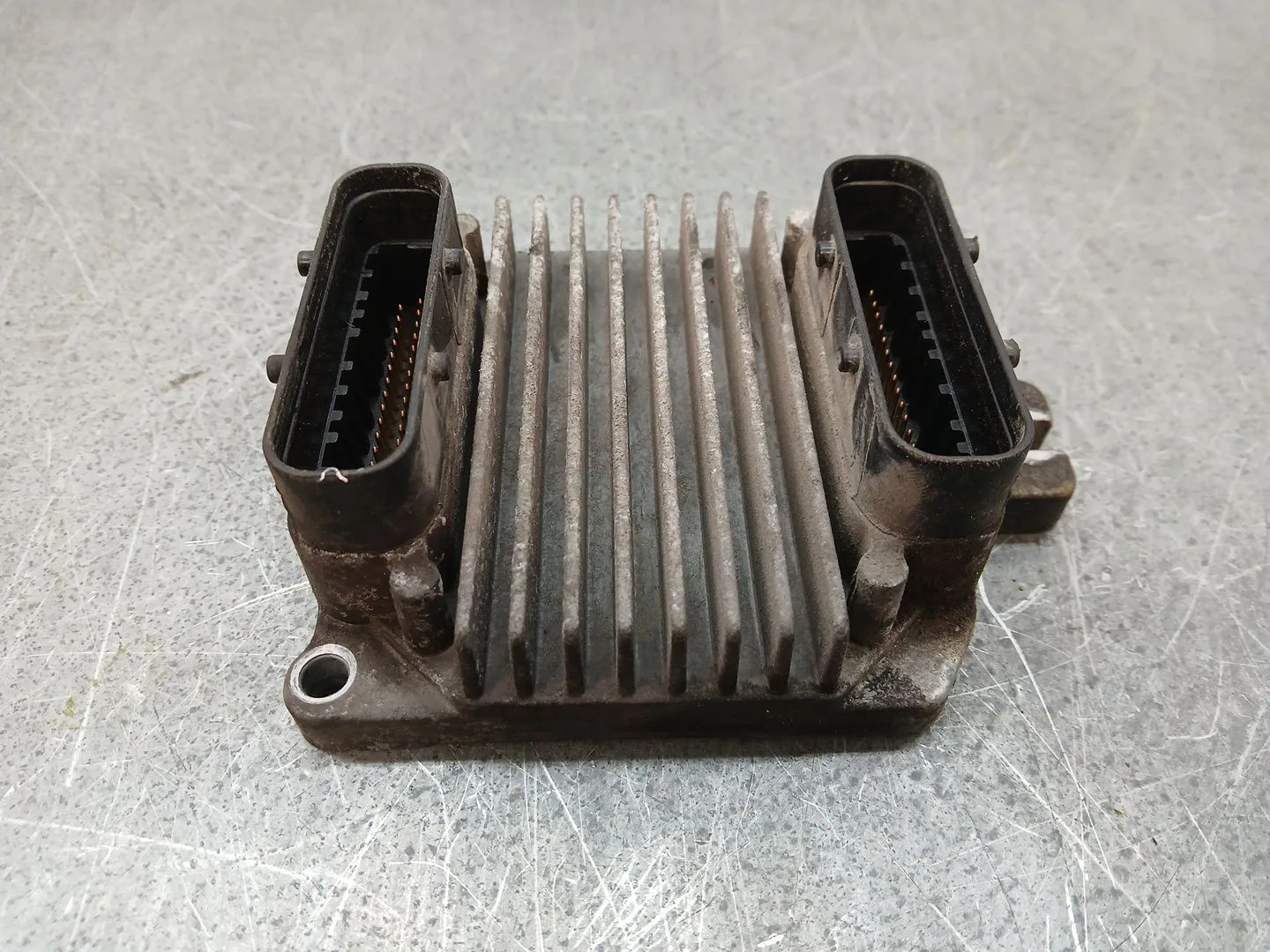 Centralita Motor Uce para Opel Astra G Sedan (T98)