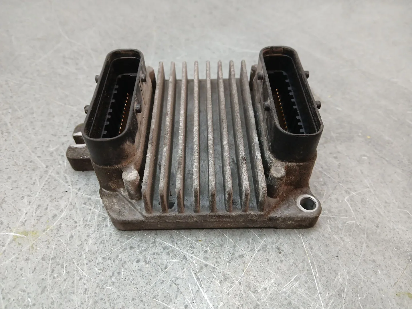 Centralita Motor Uce para Opel Astra G Sedan (T98)