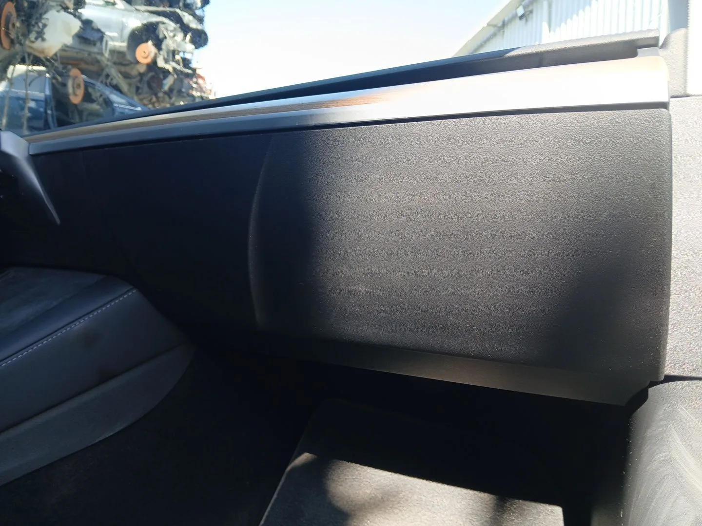 Guantera para Tesla Model 3