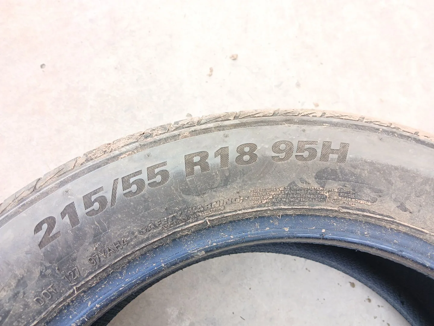 Neumatico para Renault Arkana I (Lcm_, Ldn_)
