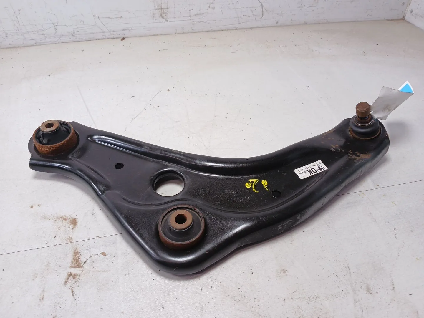 Brazo Suspension Inferior Delantero Izquierdo para Nissan Qashqai Ii (J11, J11_)