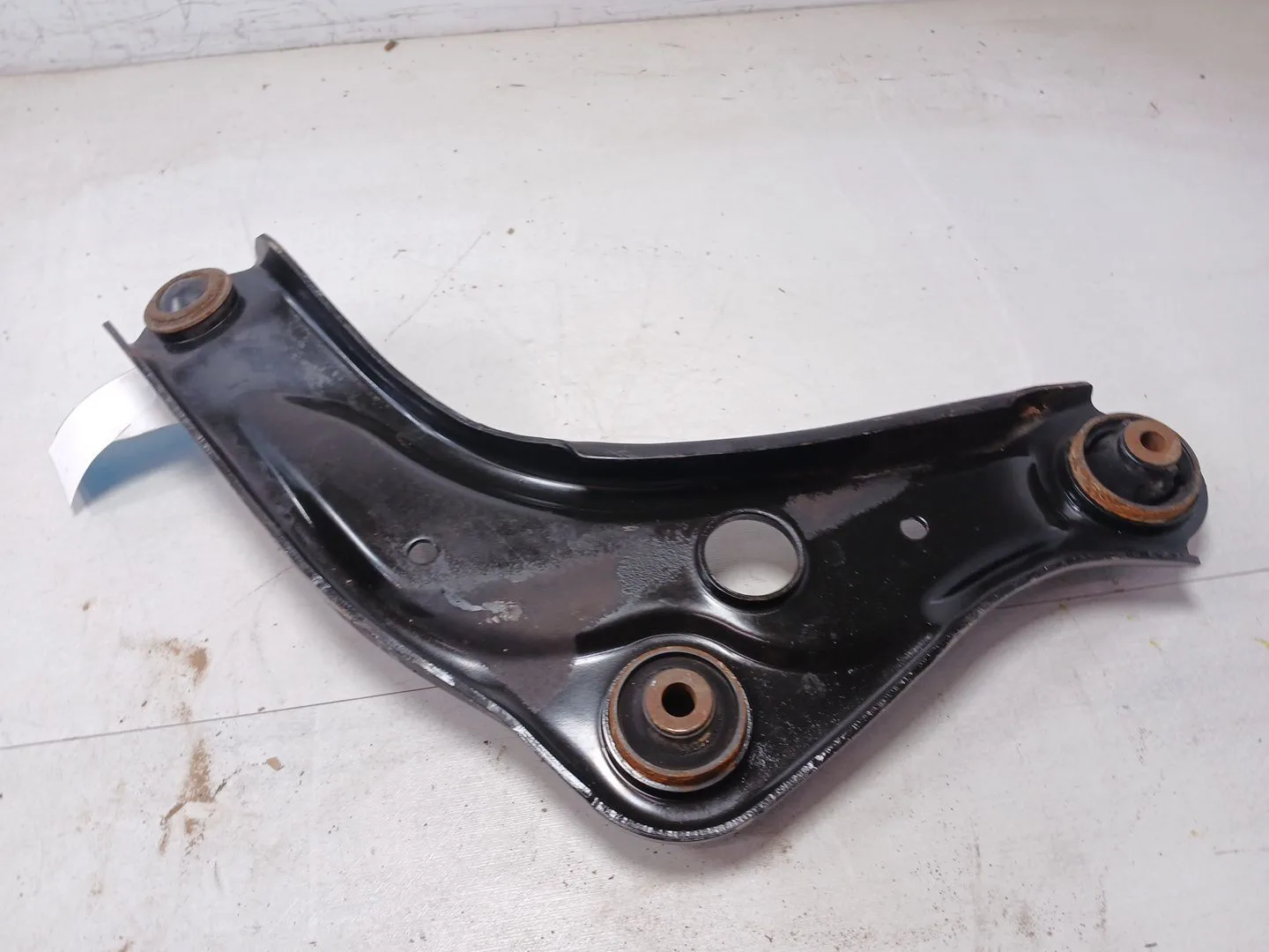 Brazo Suspension Inferior Delantero Izquierdo para Nissan Qashqai Ii (J11, J11_)