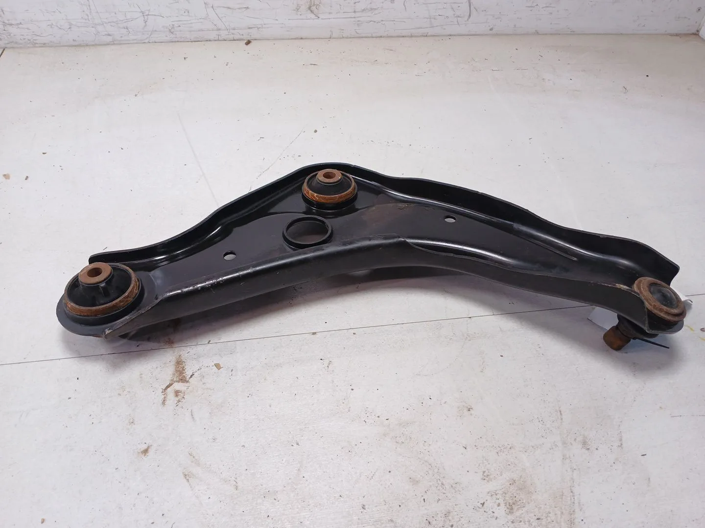 Brazo Suspension Inferior Delantero Izquierdo para Nissan Qashqai Ii (J11, J11_)
