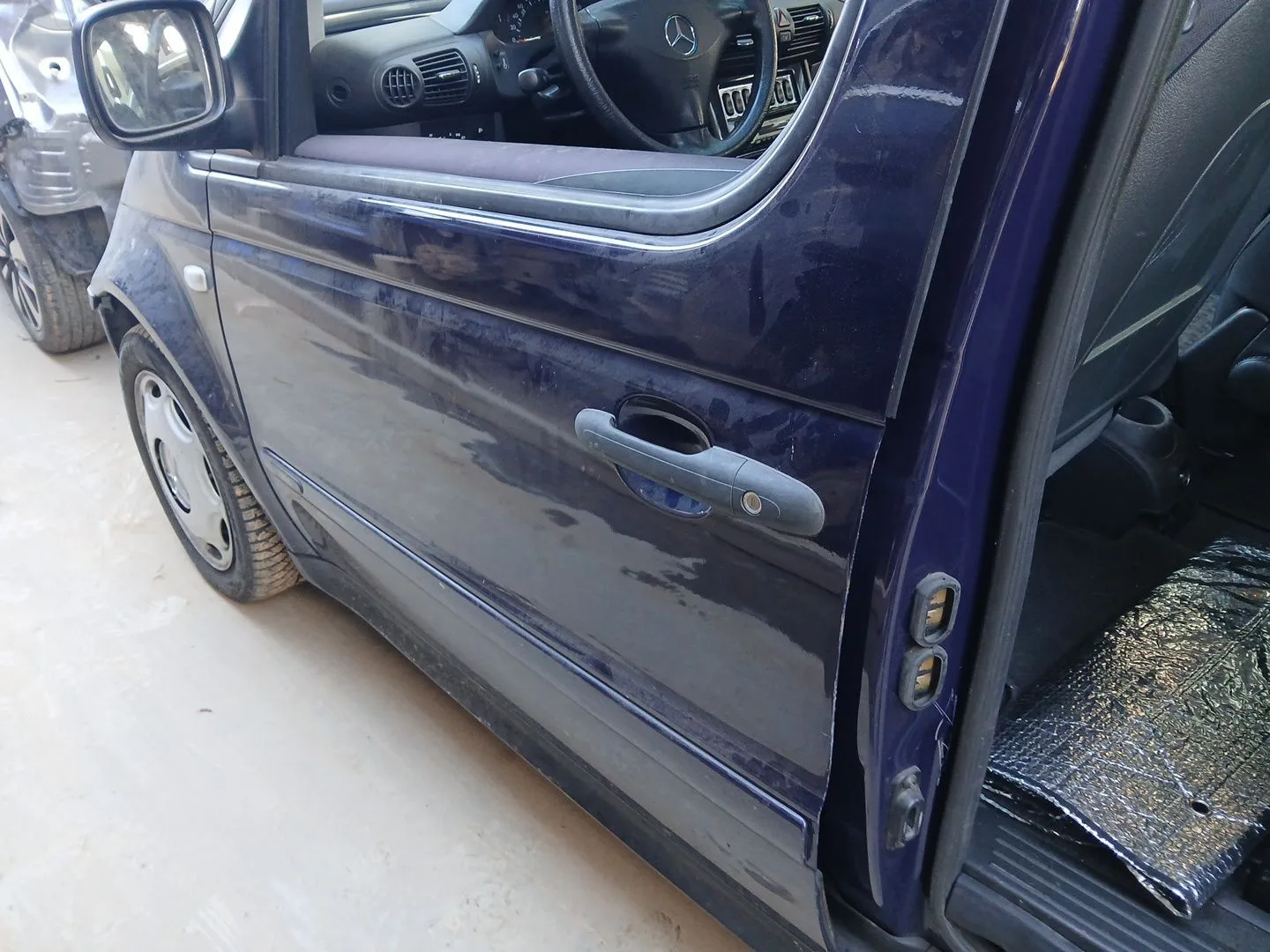Puerta Delantera Izquierda para Mercedes-Benz Vaneo (414)