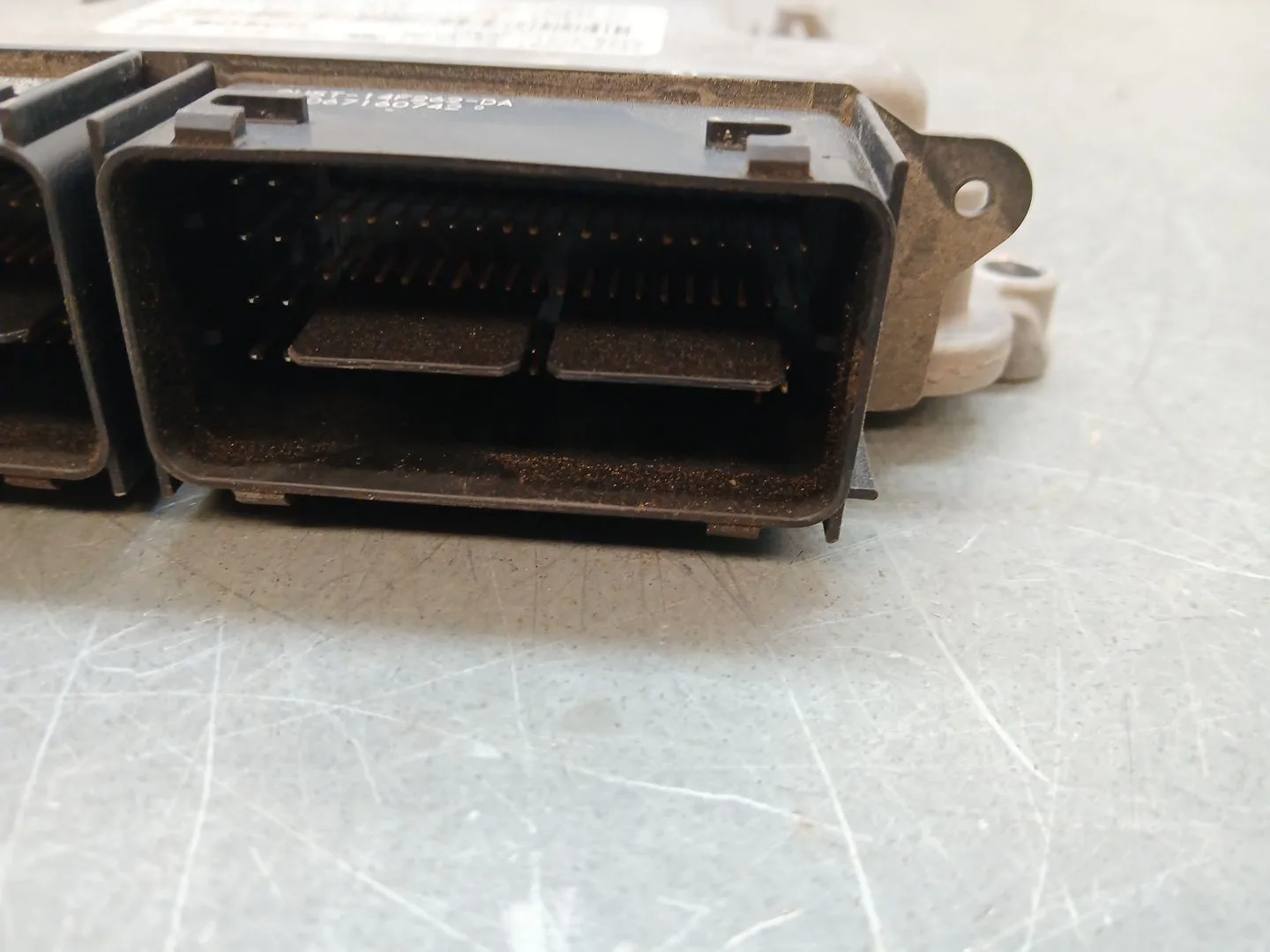Centralita Motor Uce para Ford Fiesta Vii (Hj, Hf)