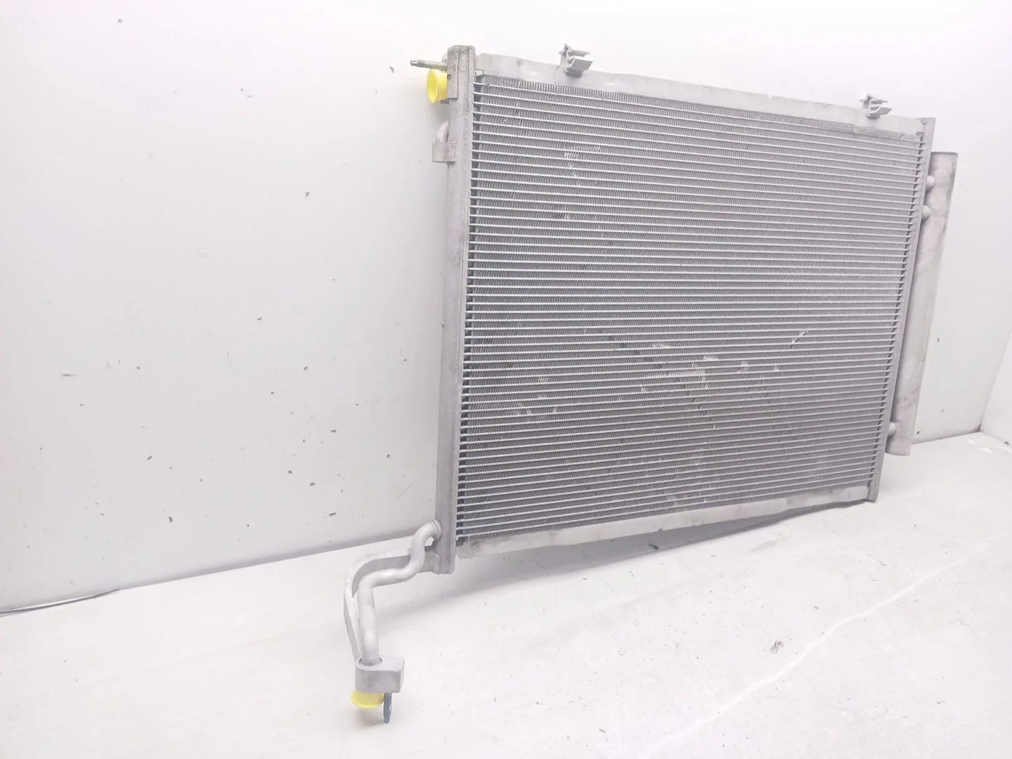 Condensador / Radiador Aire Acondicionado para Ford Fiesta Vii (Hj, Hf)