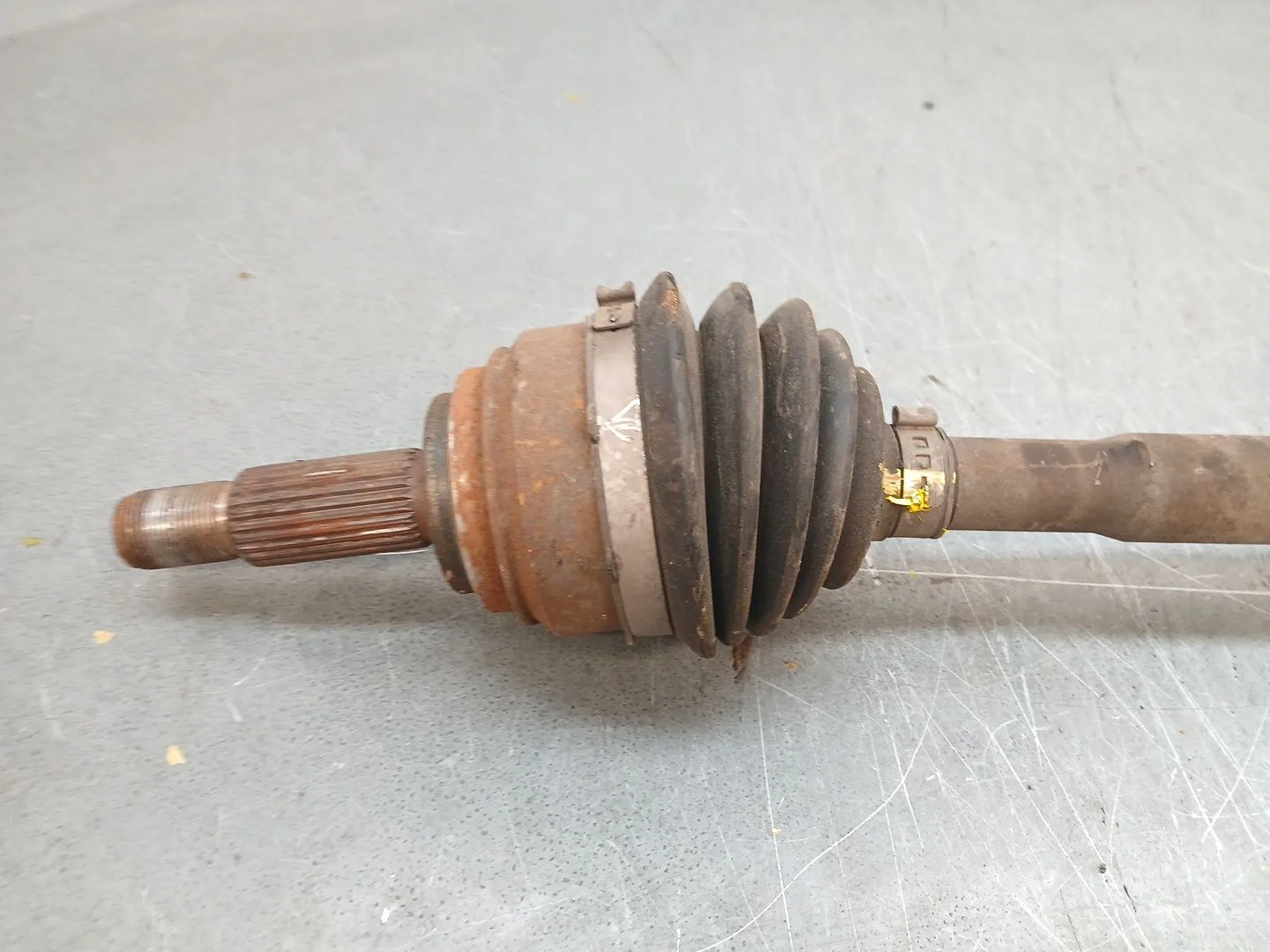 Transmision Delantera Izquierda para Ford Fiesta Vii (Hj, Hf)