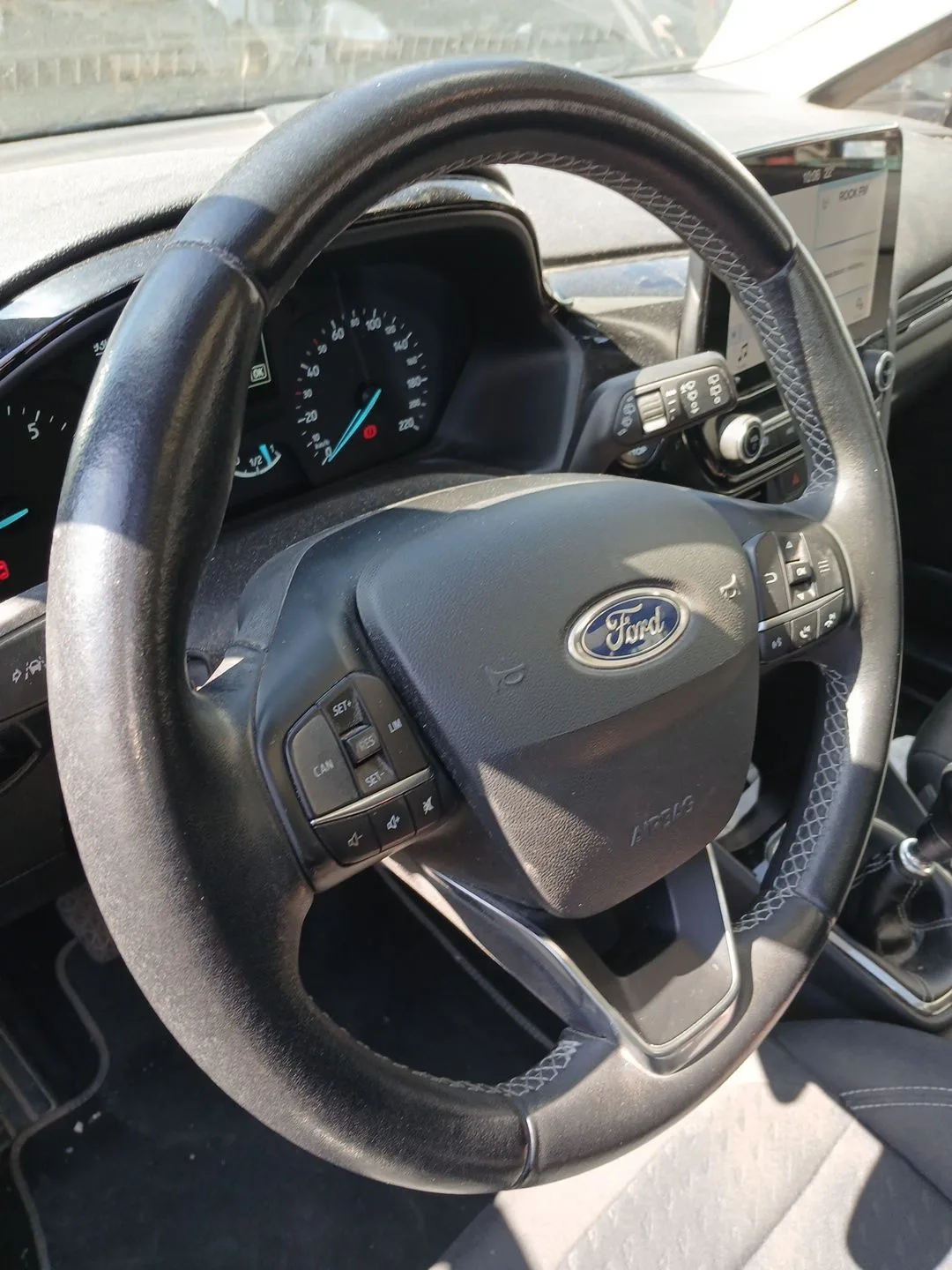 Volante para Ford Fiesta Vii (Hj, Hf)