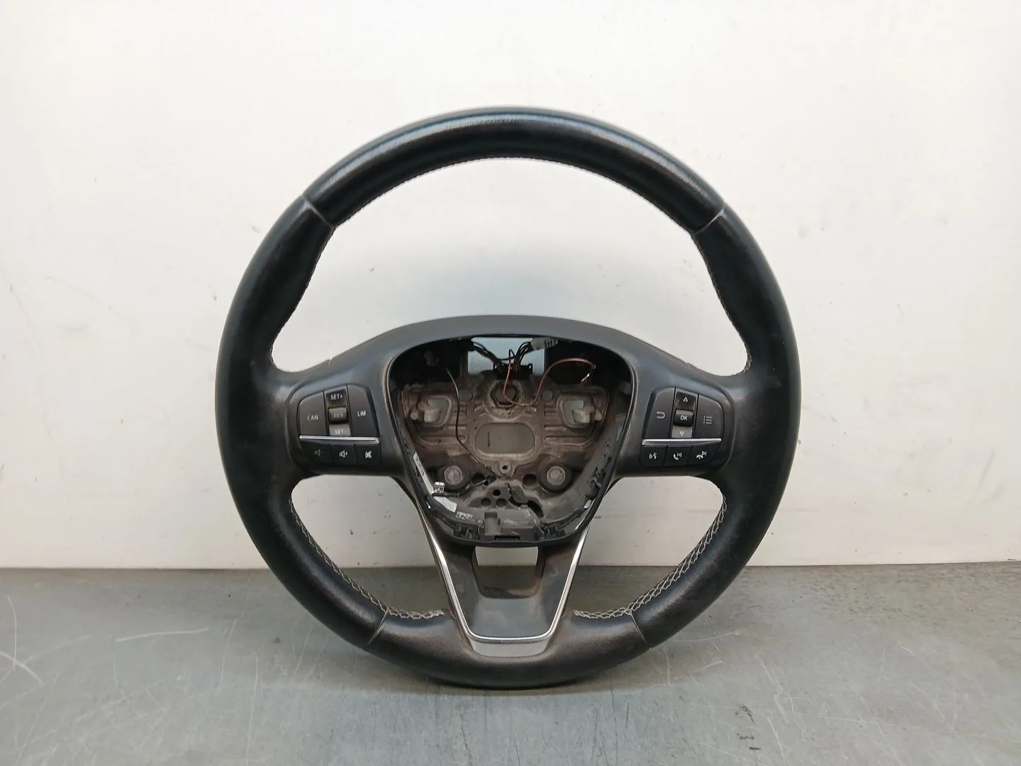 Volante para Ford Fiesta Vii (Hj, Hf)