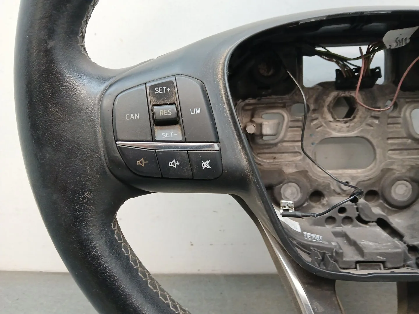 Volante para Ford Fiesta Vii (Hj, Hf)