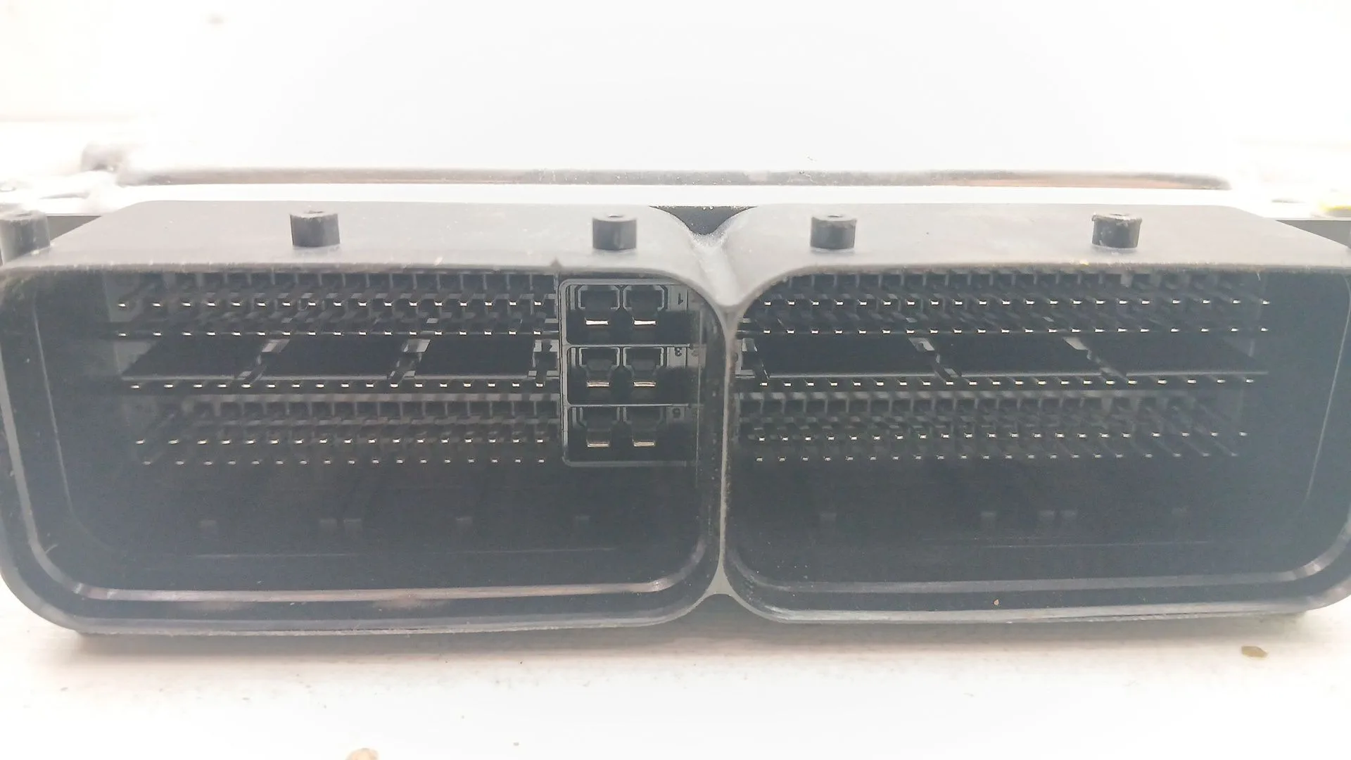 Centralita Motor Uce para Audi A4 B9 (8W2, 8Wc)
