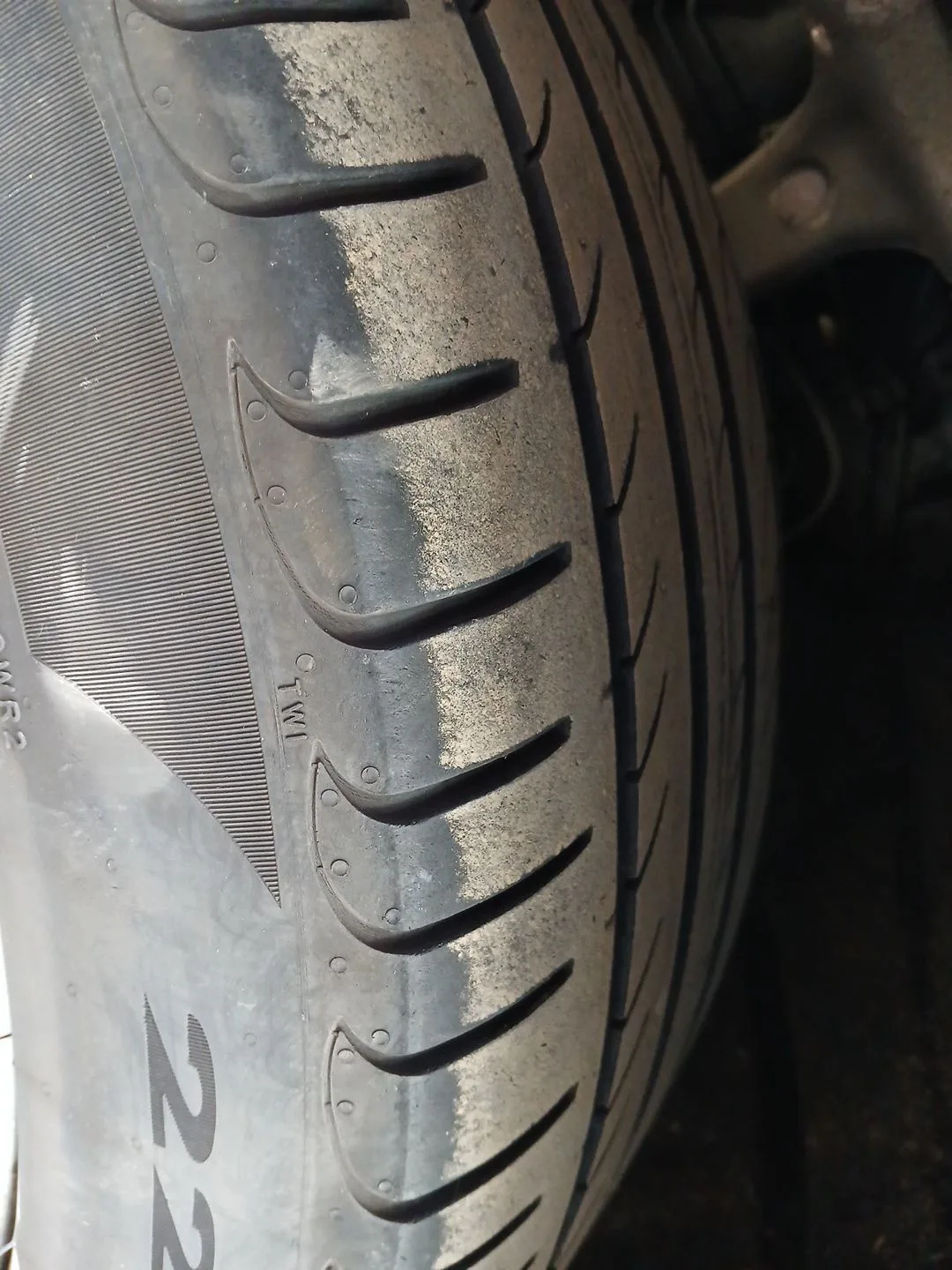 Neumatico para Audi A4 B9 (8W2, 8Wc)