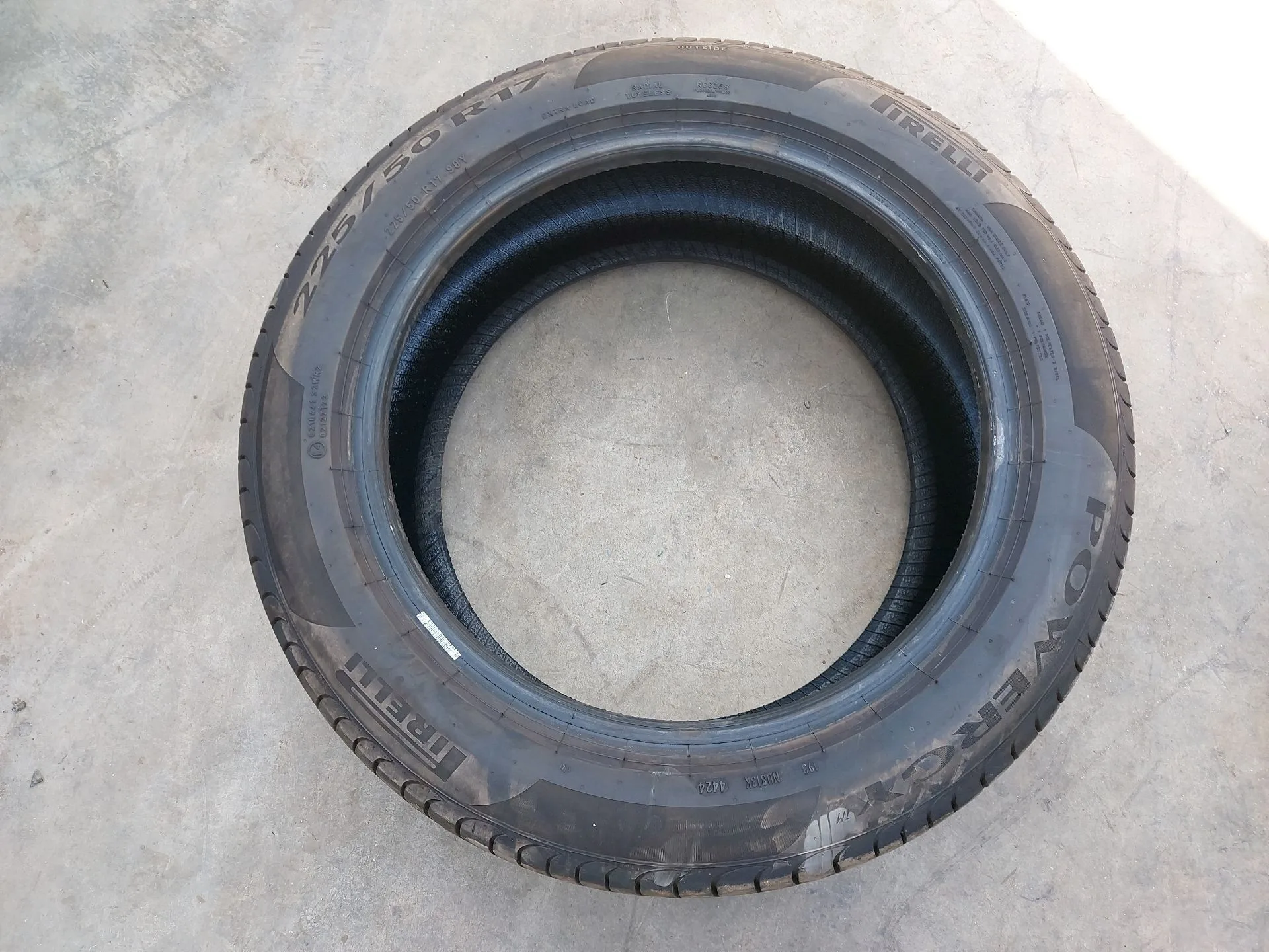 Neumatico para Audi A4 B9 (8W2, 8Wc)